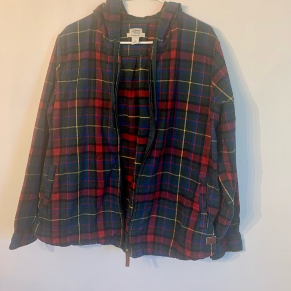 L.L. Bean zip up flannel jacket - Picture 5 of 7